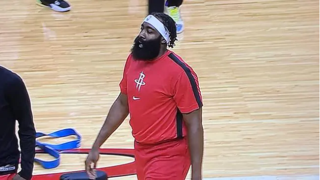 James Harden was looking thicker than usual.Source:Twitter