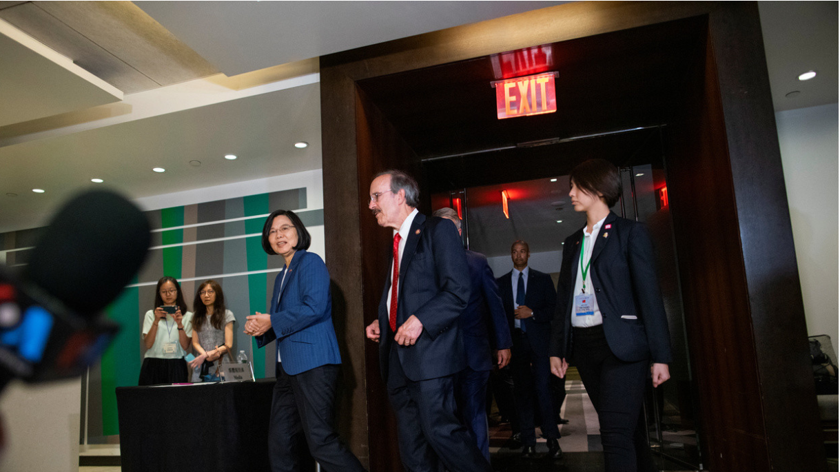 Taiwan's President Tsai Ing-wen (3rd-L) arrives for VIP reception at the Hyatt hotel in New York, US, July 12, 2019. © Reuters / Eduardo Munoz