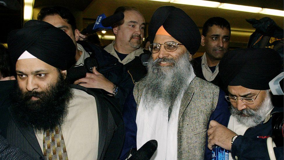REUTERS / Sikh activist Ripudaman Singh Malik (centre) was found not guilty in the 1985 bombing of an Air India flight