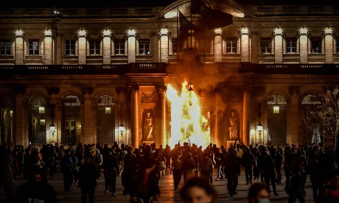 Bordeaux city hall set on fire amid nationwide protests against French pension changes