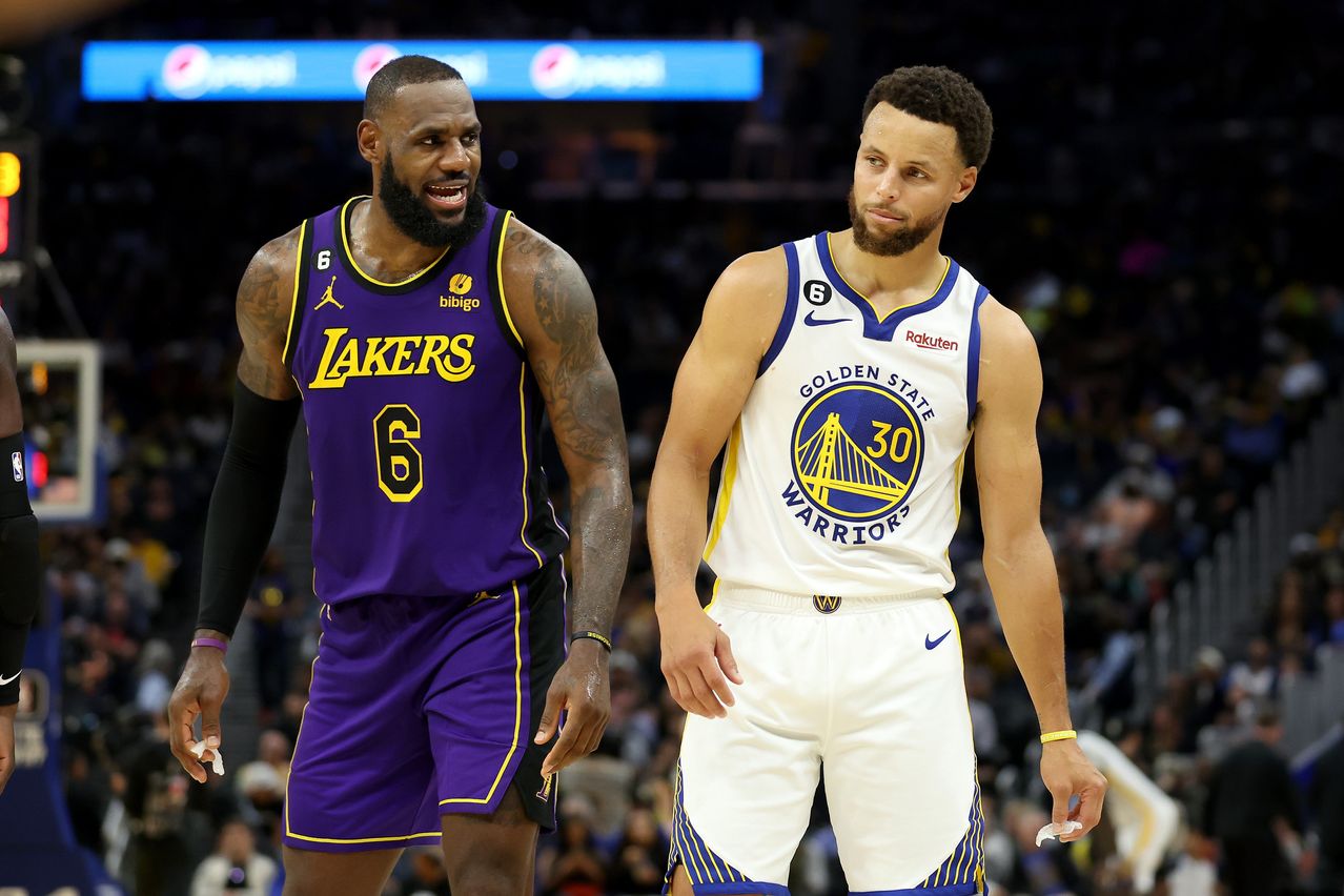 LeBron James and Steph Curry are set to play in the second round of the NBA playoffs. EZRA SHAW/GETTY IMAGES