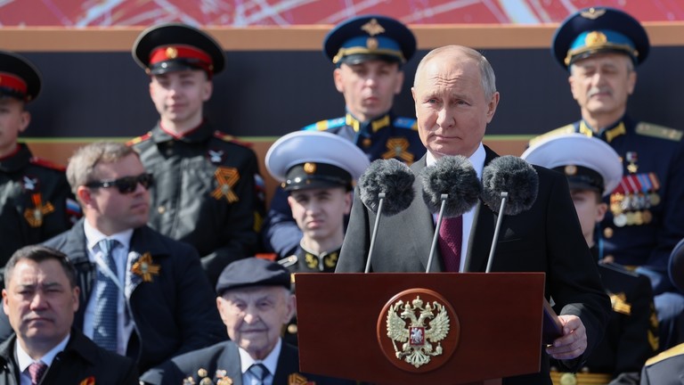 Russian President Vladimir Putin delivers a speech at the Victory Day military parade, which marks the 78th anniversary of the victory over Nazi Germany in World War II, in Moscow. ©  Sputnik / Gavriil Grigorov
