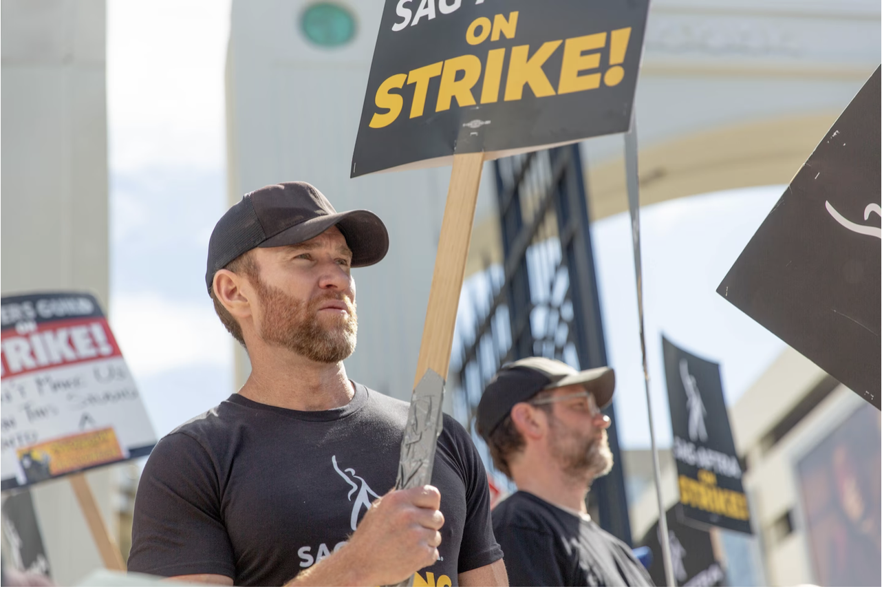 Josh Hooks went to join the union picket for the first time last week. (Allison Zaucha for The Washington Post)