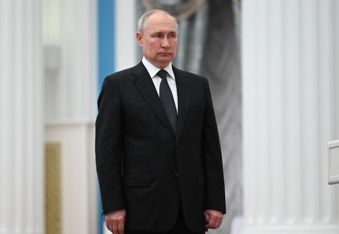 President Vladimir Putin has called on the business elite to come back home to Russia. PHOTO: ALEXANDER KAZAKOV/KREMLIN/SHUTTERSTOCK