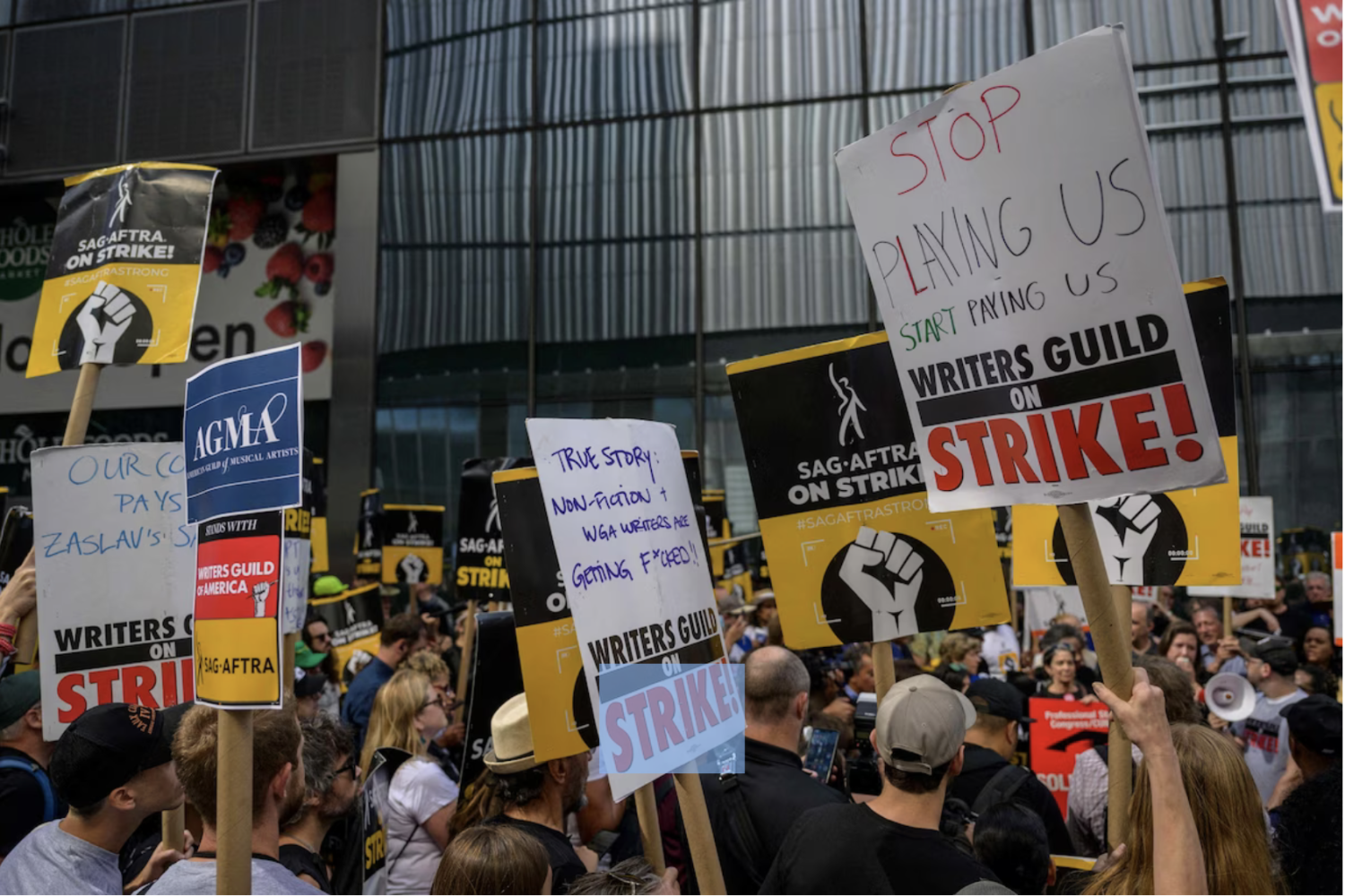 Writers and actors picketing at the offices of HBO and Amazon in New York City. (Angela Weiss/AFP/Getty Images)