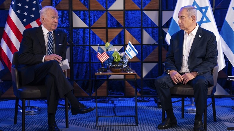 President Joe Biden meets Israeli Prime Minister Benjamin Netanyahuin Tel Aviv ©  AP Photo / Evan Vucci