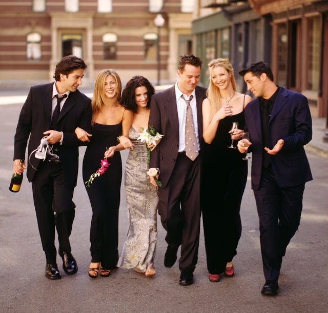 Cast members of NBC's comedy series “Friends” as their characters in 2001. (Warner Bros. Television/Getty Images)
