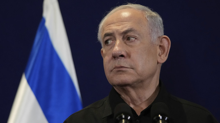 FILE PHOTO: Israeli Prime Minister Benjamin Netanyahu attends a press conference in Tel Aviv, Israel, October 17, 2023. ©  AP / Maya Alleruzzo