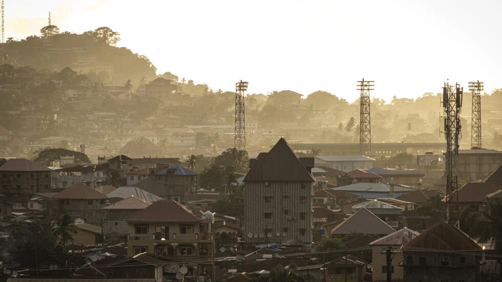 Sierra Leone declares nationwide curfew after attack on Freetown army barracks