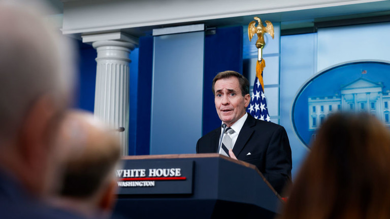 National Security Council spokesman John Kirby speaks at a White House press briefing, December 7, 2023. ©  Anna Moneymaker/Getty Images