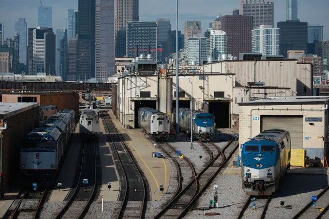 Les locomotives d'Amtrak à la gare Centrale de Chicago, Illinois, le 2 mars 2022 © / afp.com/LUKE SHARRETT