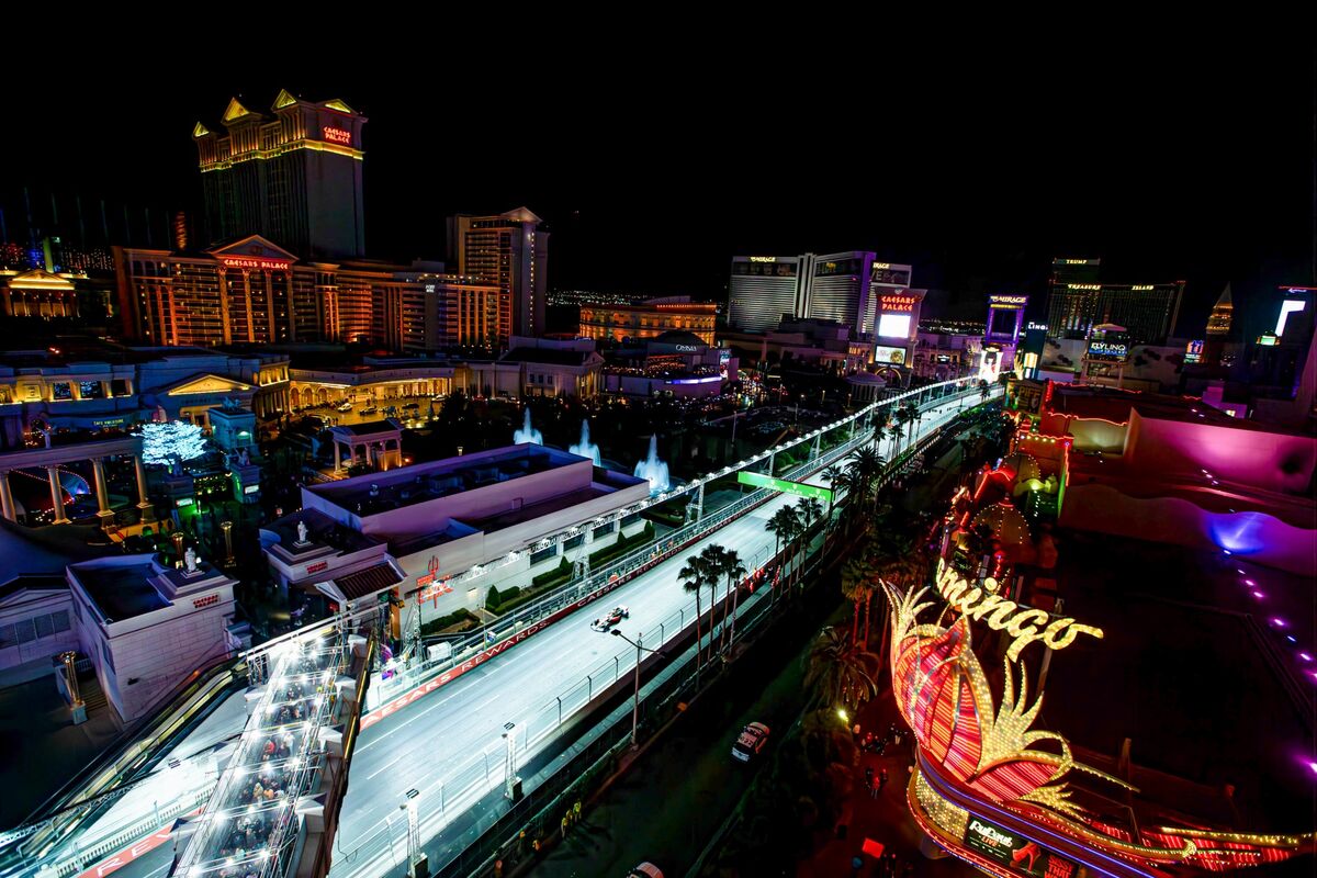 The Las Vegas Grand Prix in November 2023 mixed dramatic visuals with major construction and traffic hassles.Photographer: Alessio Morgese/NurPhoto/Getty Images