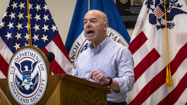 US Department of Homeland Security Secretary Alejandro Mayorkas ©  John Moore / Getty Images