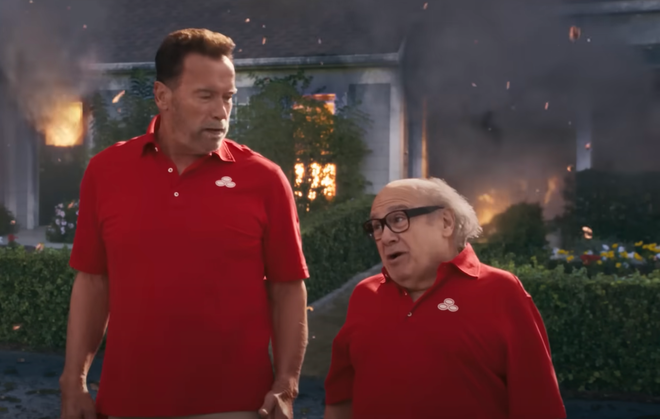 Arnold Schwarzenegger and Danny DeVito star in State Farm's Like A Good Neighbaar commercial. State Farm