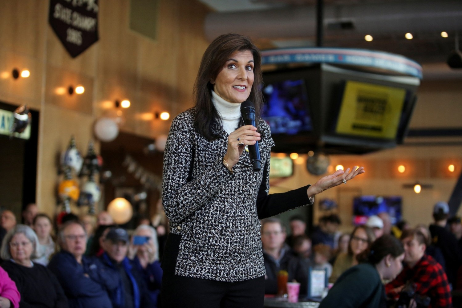 Republican presidential candidate Nikki Haley attends a Lady Hawkeyes Tailgate campaign event in Coralville, Iowa, December 30, 2023. Rachel Mummey/Reuters