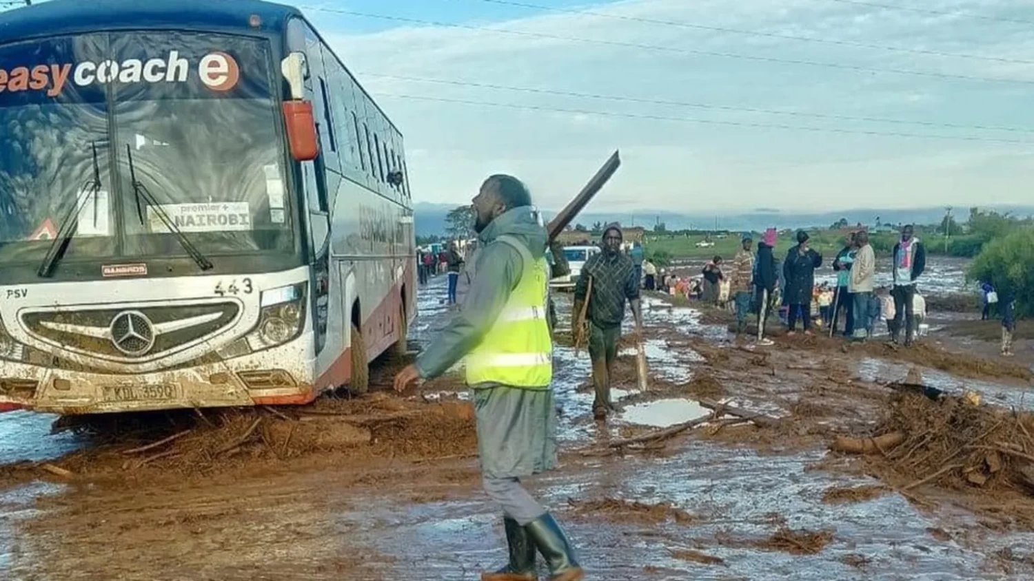 More than 40 killed in Kenya after dam bursts