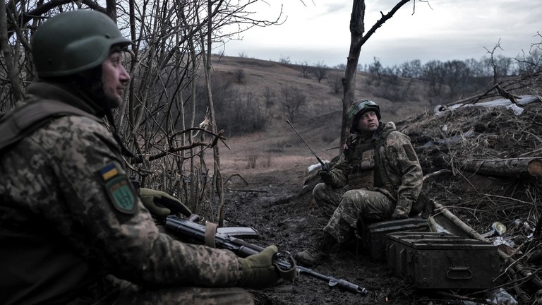 FILE PHOTO: Ukrainian soldiers. ©  Sergey SHESTAK / AFP