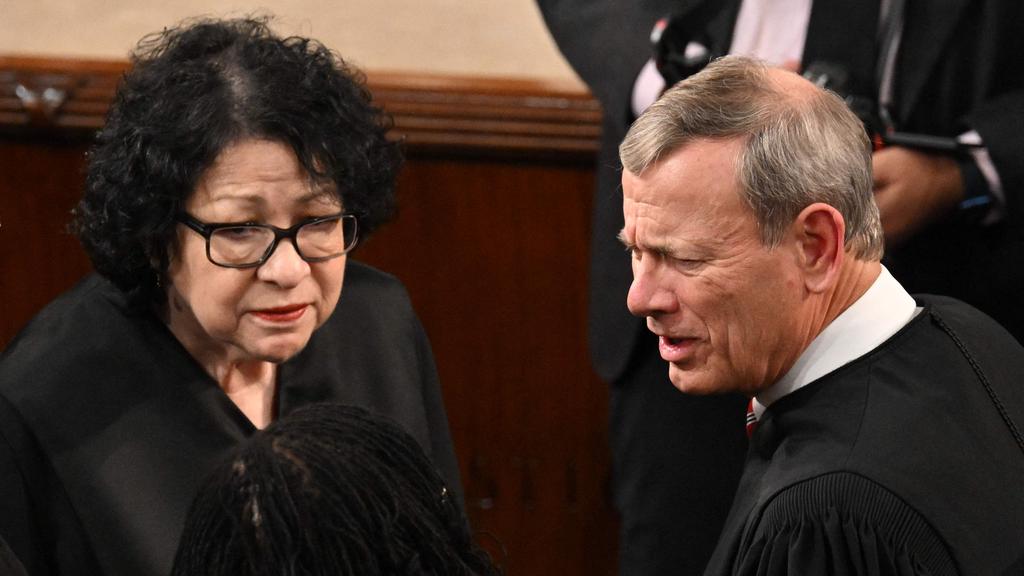 US Supreme Court Justice Sonia Sotomayor and Chief Justice John Roberts. Picture: Mandel Ngan / AFP