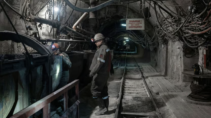 Why Russia is trying to seize a vital Ukrainian coal mine﻿