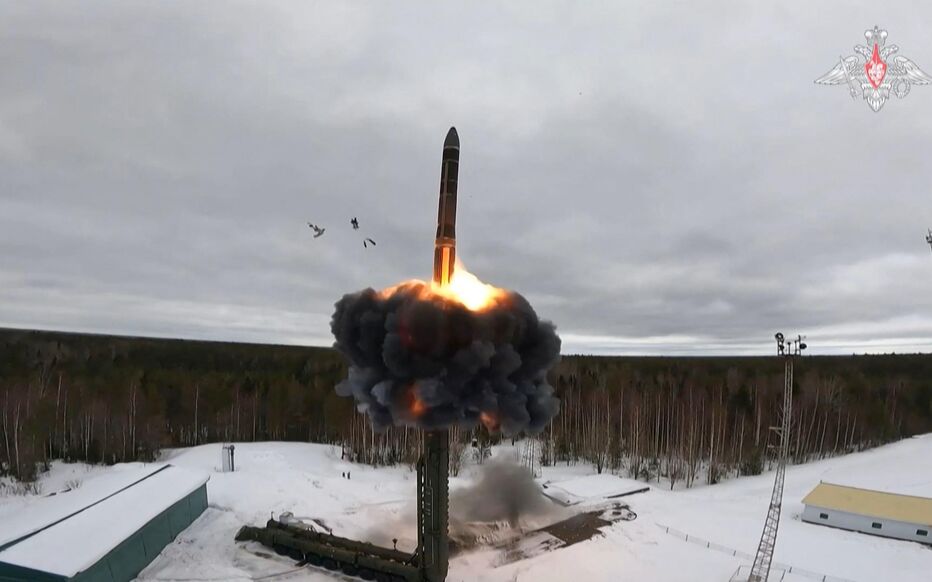 Guerre en Ukraine : c’est quoi le RS-26 Rubezh, le missile intercontinental que la Russie aurait lancé pour la première fois ?