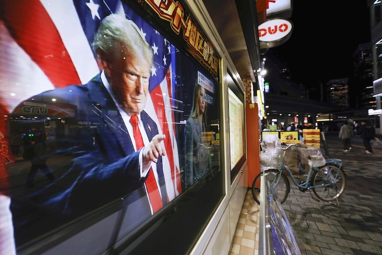 Trump takes calls from growing list of world leaders following election victory