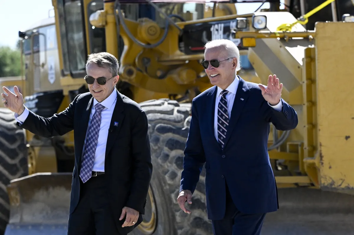 Gelsinger, left, and President Joe Biden at the groundbreaking of an Intel chipmaking facility in Ohio in 2022.Photographer: Bloomberg/Bloomberg