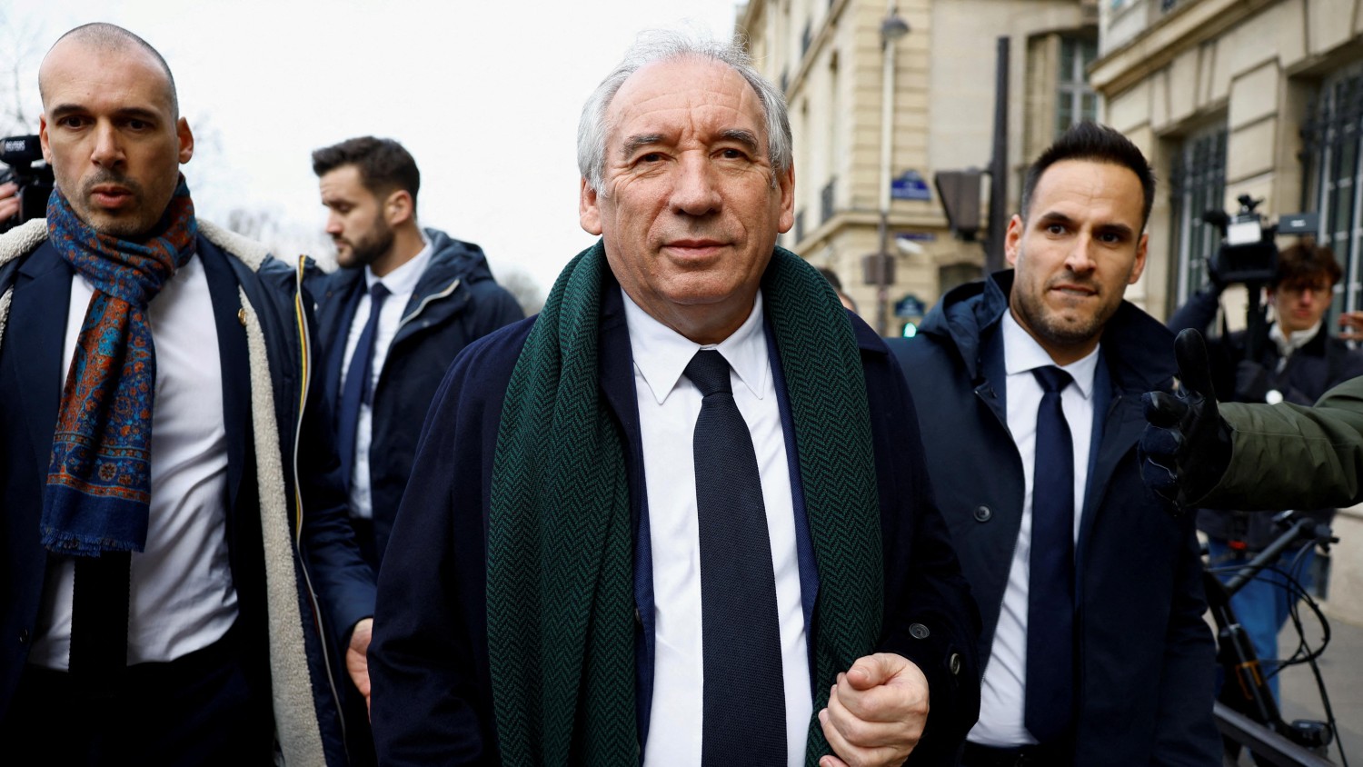 François Bayrou devient premier ministre de la France