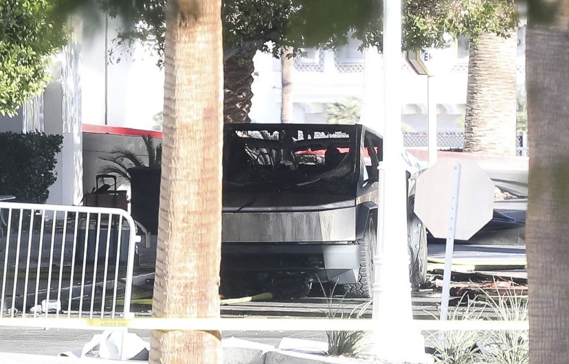 Un Cybertruck de Tesla explose devant l’hôtel de Trump à Las Vegas