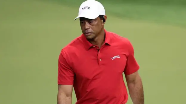 Woods pulls out of Genesis after mother's death