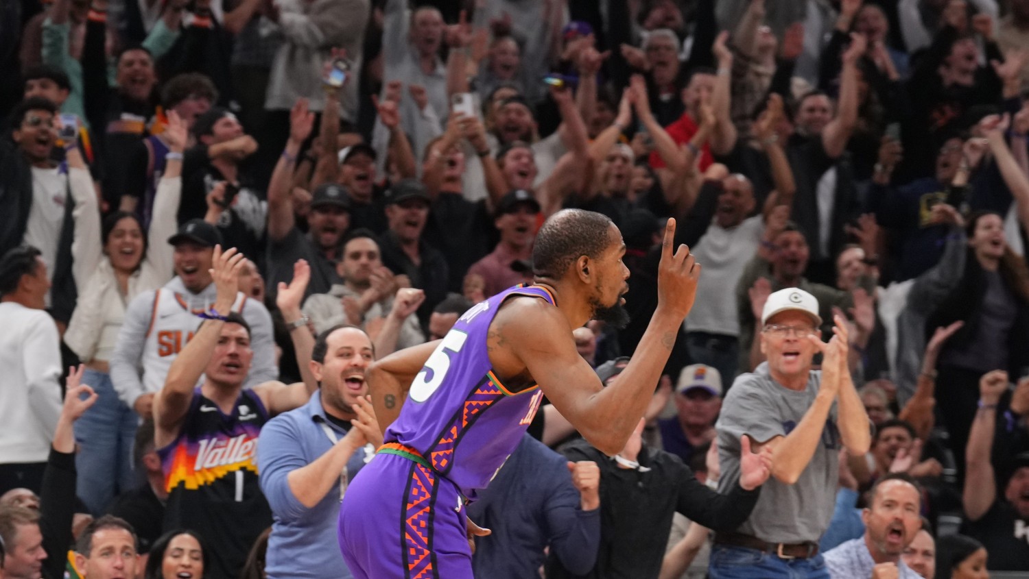 March 4: Phoenix Suns forward Kevin Durant (35) celebrates a 3-pointer against the LA Clippers. Joe Camporeale, Imagn Images