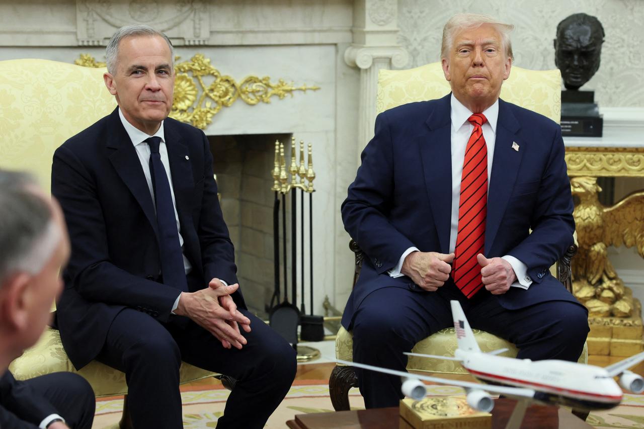 “Ne jamais dire jamais” : Trump réplique à Mark Carney, qui lui signifie que le Canada ne sera “jamais” à vendre
