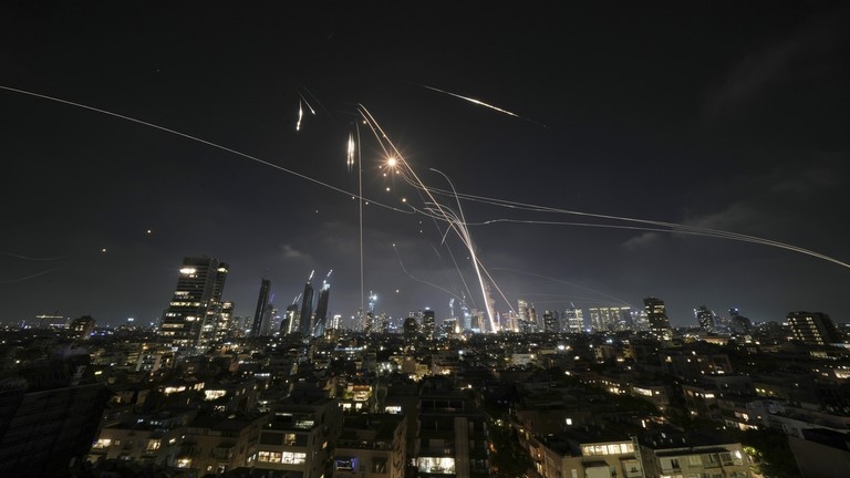Iran fires ballistic missile barrage at Israel
