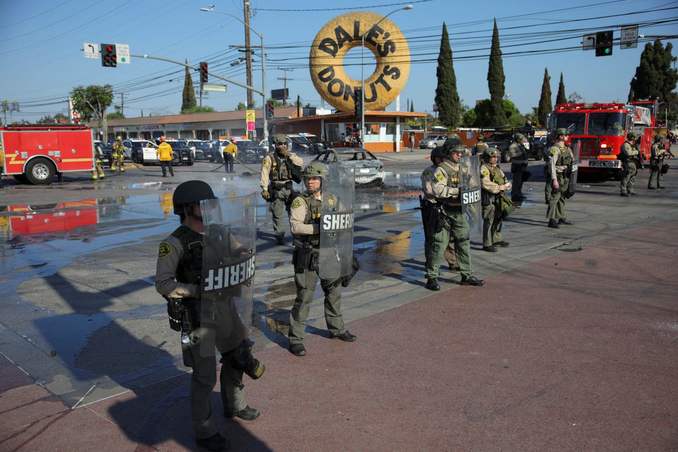 Trump orders troops to Los Angeles to combat violent protests against immigration enforcement