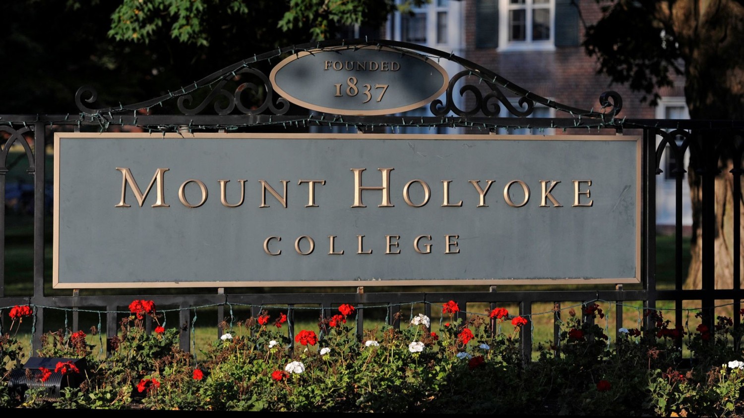 ‘Time is of the essence’: Pause on international student visa interviews sends schools on another Trump-induced scramble