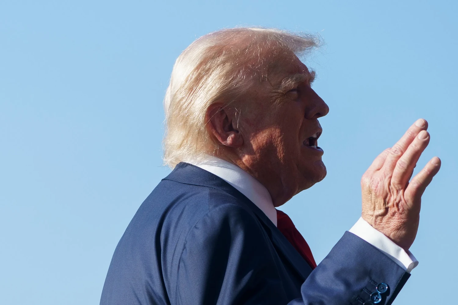 Trump Unleashes Flurry of Trade Surprises on Eve of Deadline