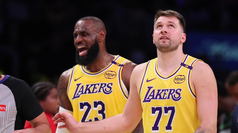 Are the Lakers ignoring LeBron?