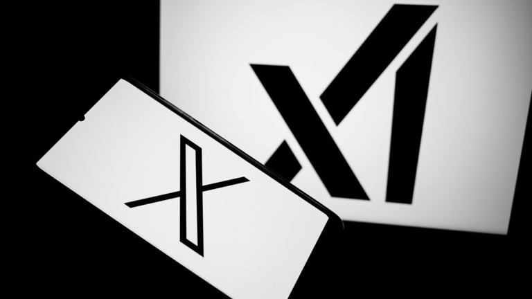 The logos of X and xAI. ©  Nikolas Kokovlis / NurPhoto / Getty Images