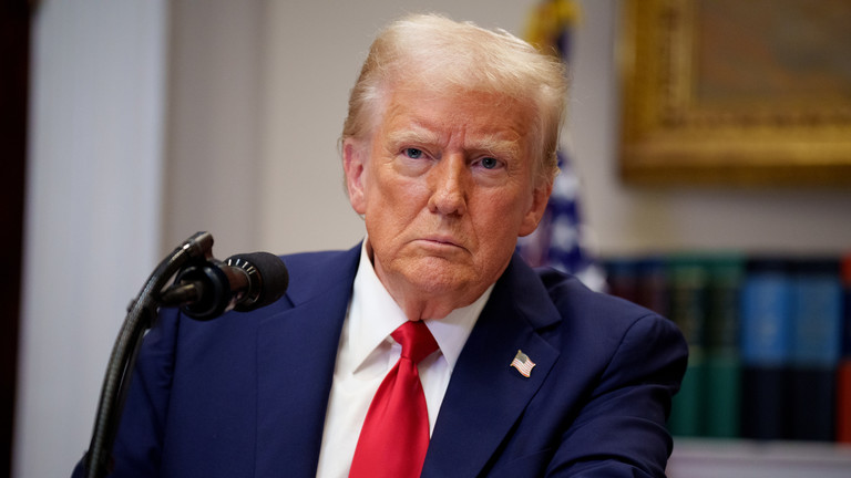 Trump threatens 'very severe' tariffs on Russia if no Ukraine peace deal in 50 days