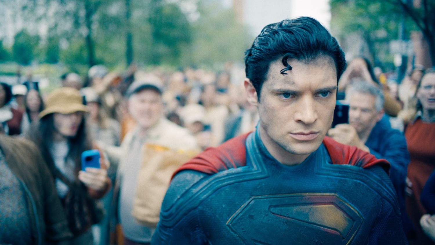 ‘Superman’ leaps weekend box office in single bound