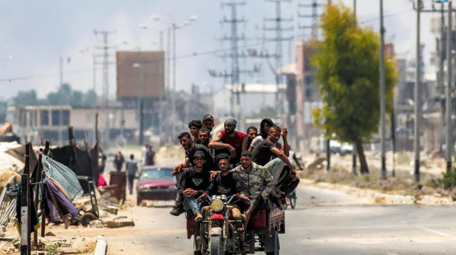 Israël lance une offensive terrestre dans le centre de Gaza, 25 pays demandent la fin de la guerre