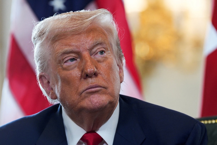 Trump sets Putin new Ukraine ceasefire deadline, says he's 'disappointed' in Moscow