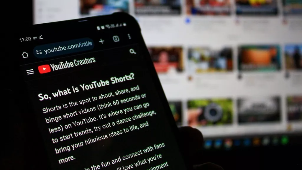 YouTube sous le feu des critiques après avoir utilisé de l'IA sans prévenir dans des vidéos