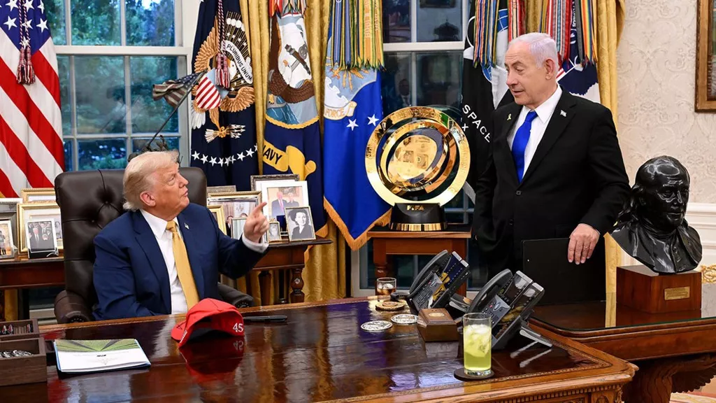 Guerre à Gaza : Netanyahou pressé d'accepter le plan de paix de Trump