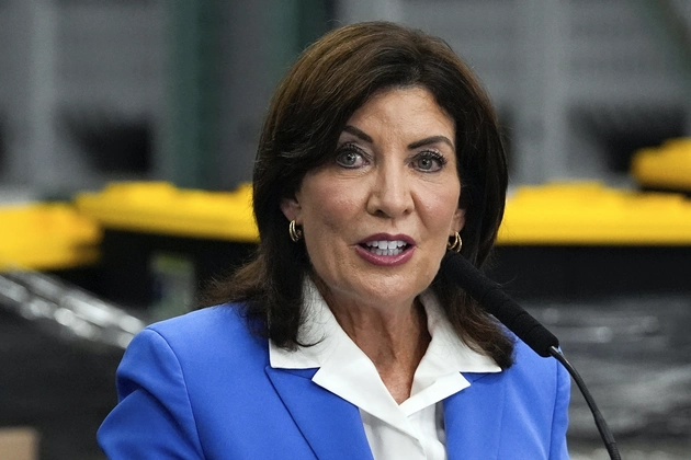 Democratic Gov. Kathy Hochul endorsed Zohran Mamdani's bid for mayor. | Julia Nikhinson/AP Photo