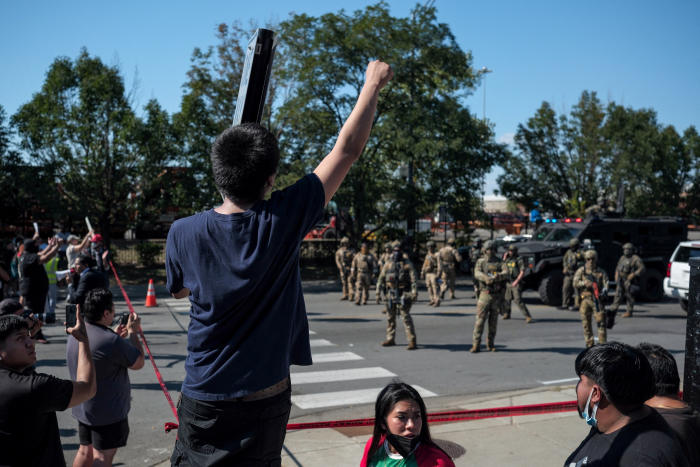 Trump Authorizes Sending National Guard to Illinois
