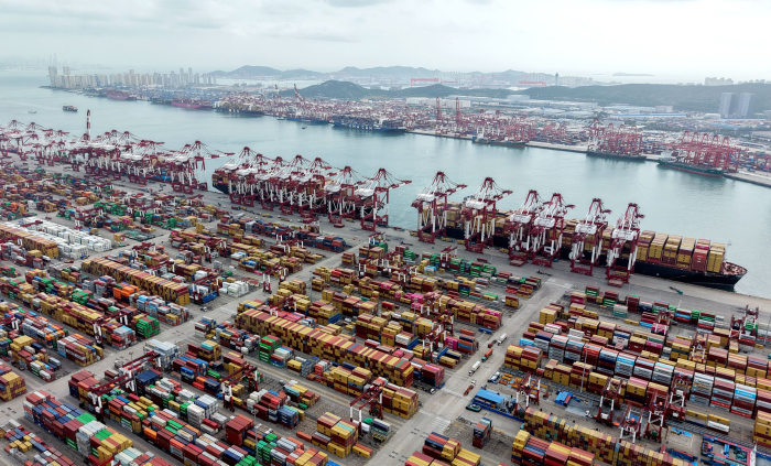 How China and the U.S. Are Racing to De-Escalate the Trade War