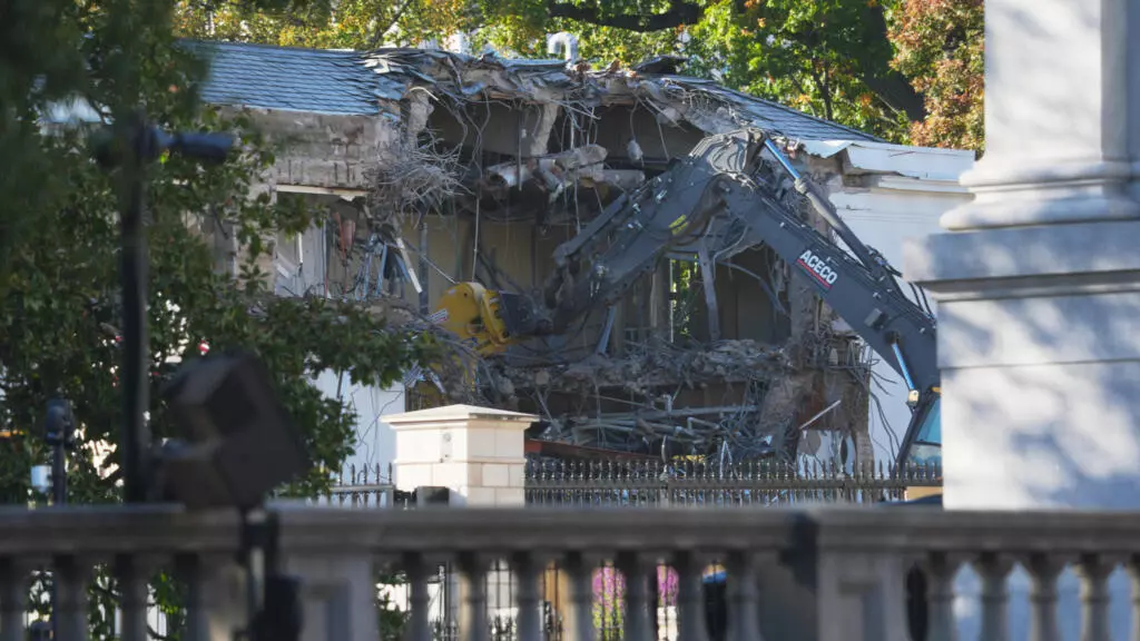 Trump fait démolir une partie de la Maison Blanche pour construire sa future salle de bal