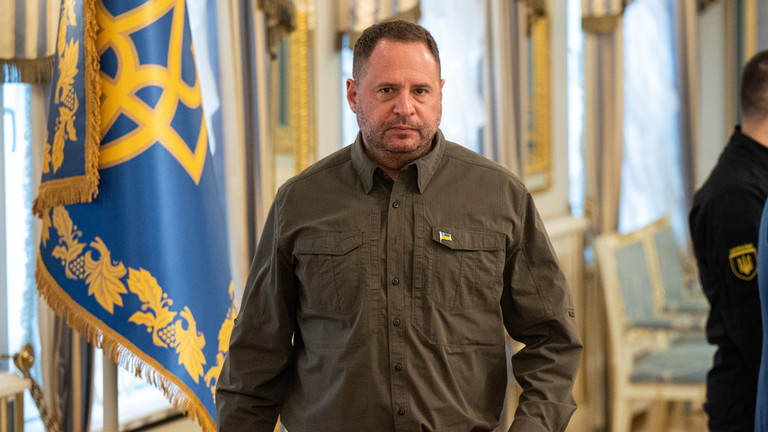 Zelensky’s top aide resigns amid corruption probe