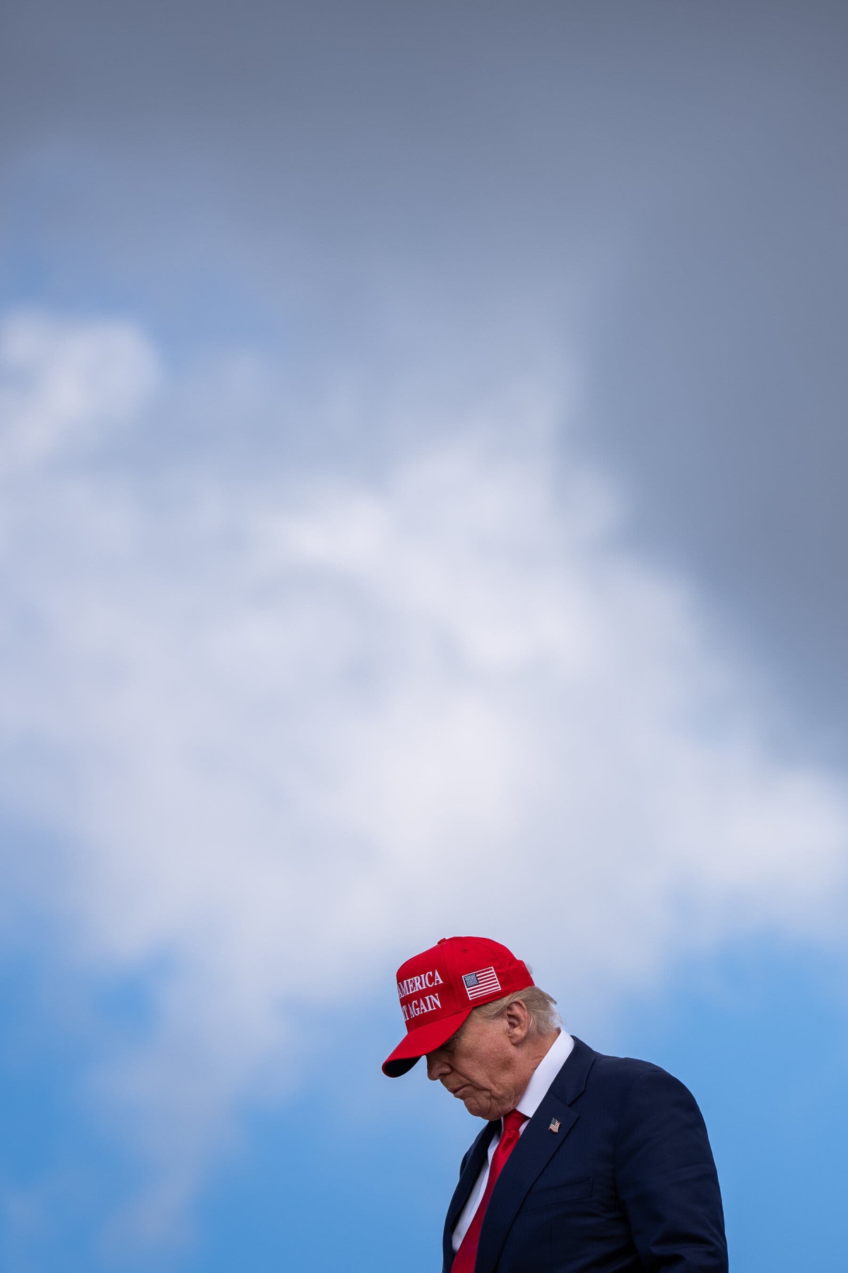 Shorter Days, Signs of Fatigue: Trump Faces Realities of Aging in Office