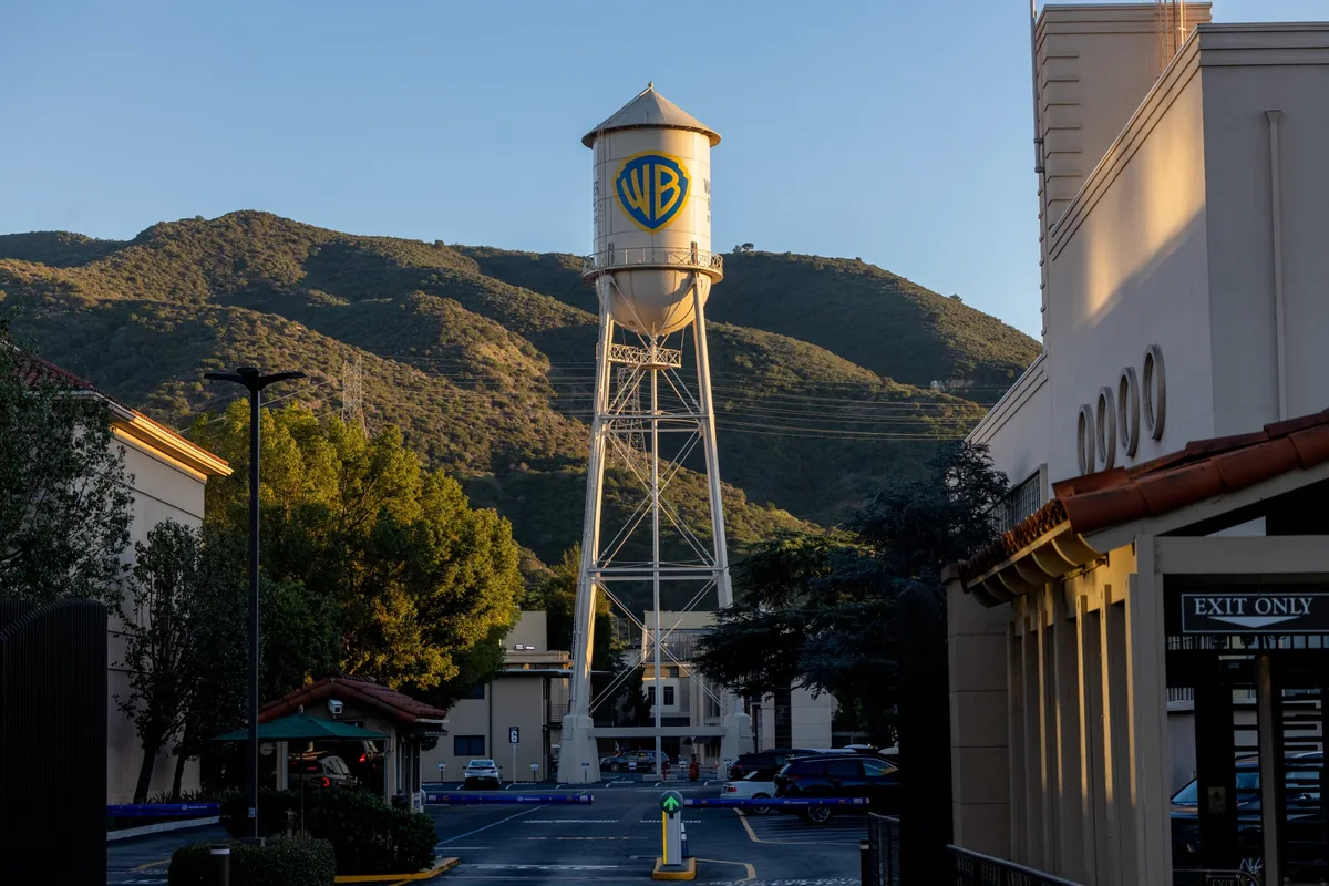 Warner Bros. Plans to Reject Paramount Offer Next Week
